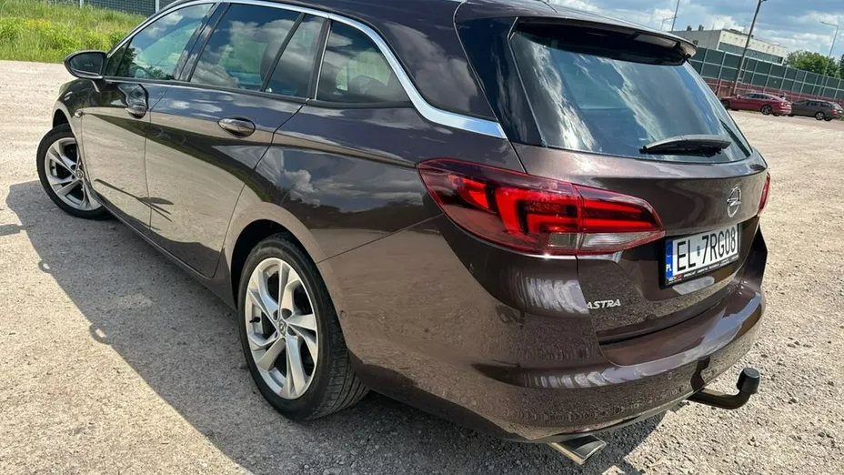OPEL Astra -