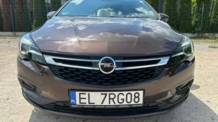OPEL Astra -