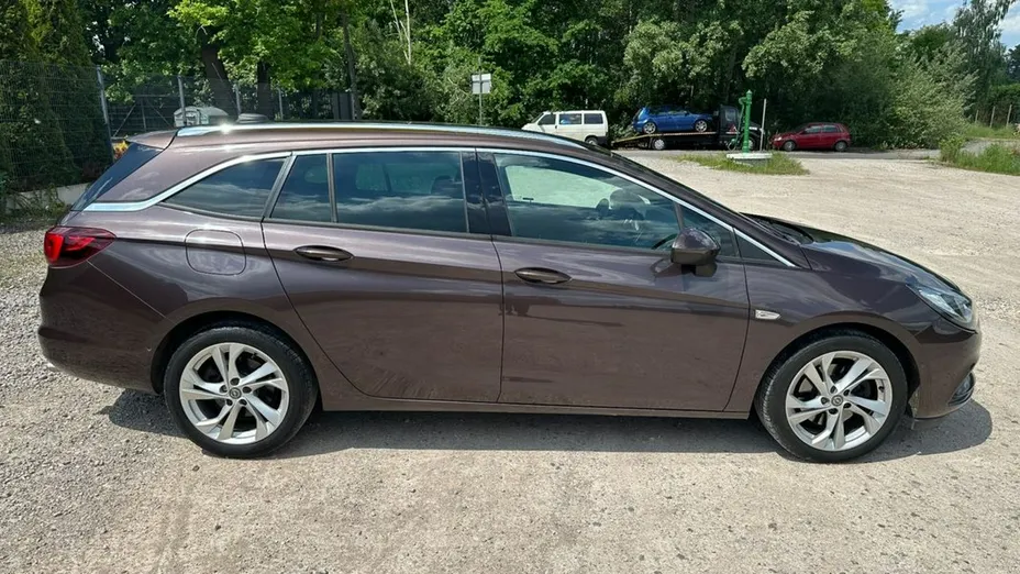 OPEL Astra -