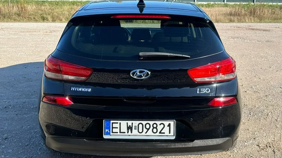 HYUNDAI i30 -