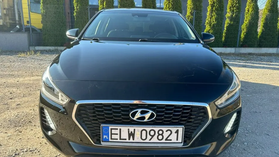 HYUNDAI i30 -