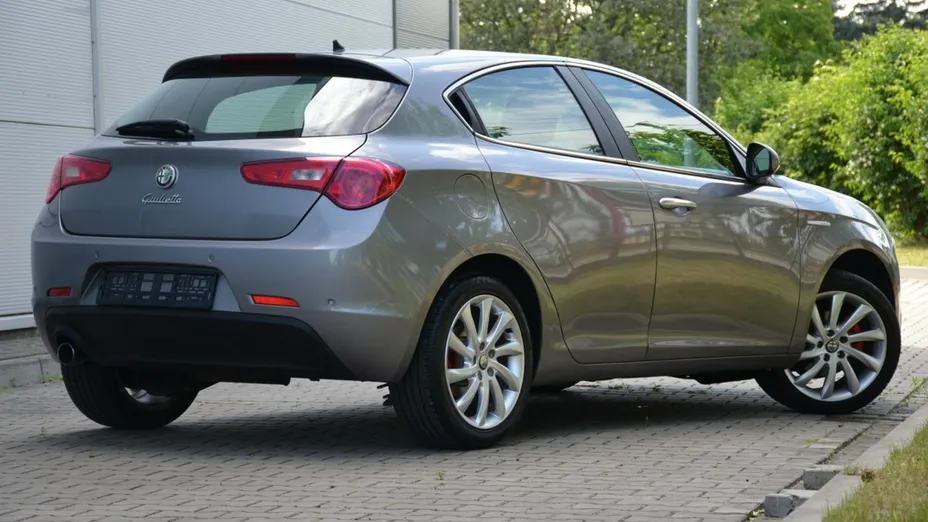 ALFA ROMEO Giulietta -