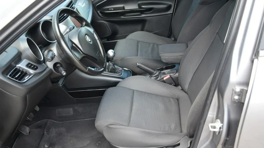 ALFA ROMEO Giulietta -