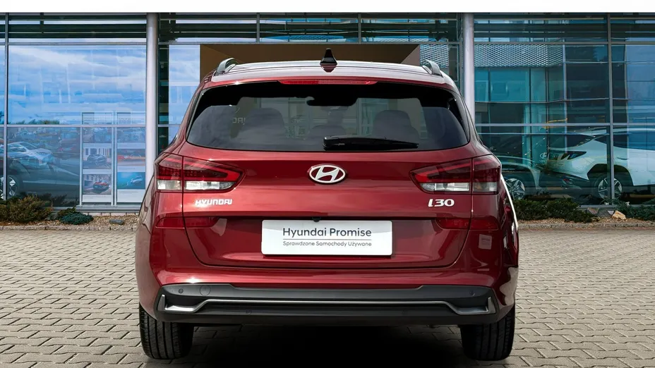 HYUNDAI i30 -