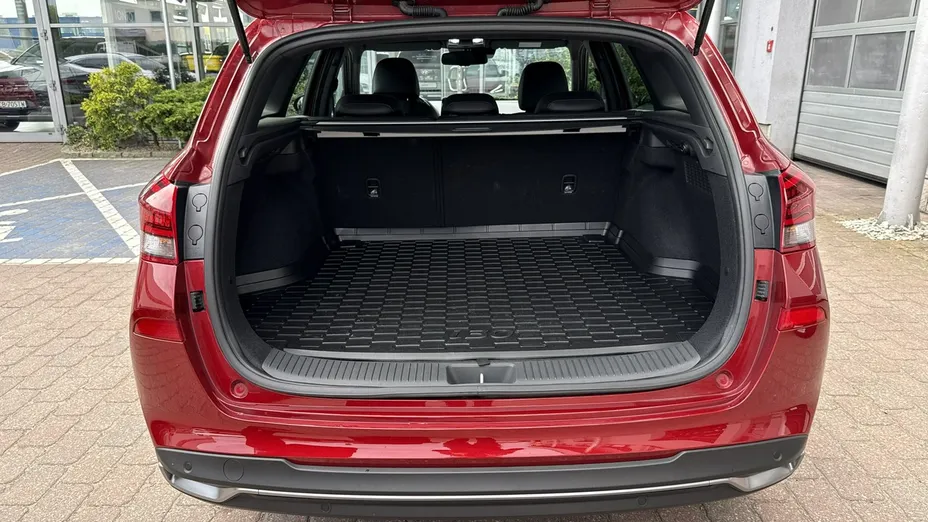 HYUNDAI i30 -