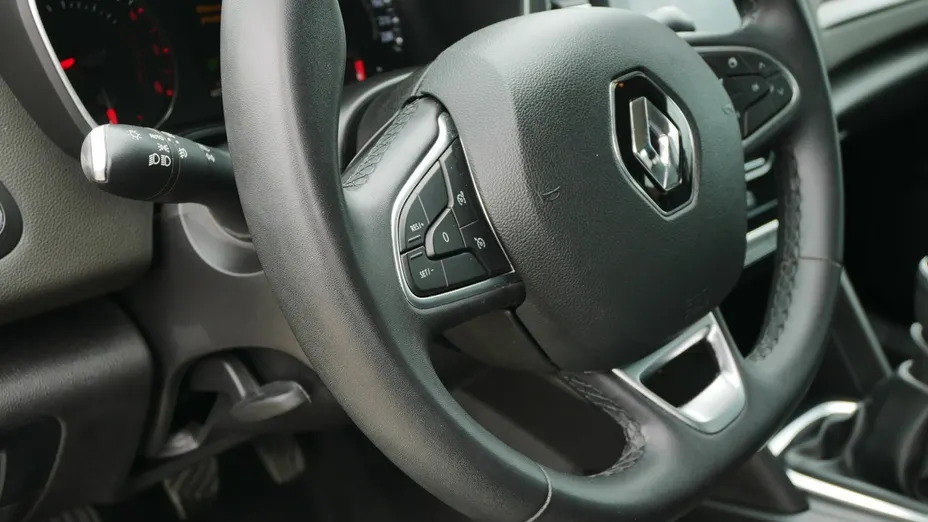 RENAULT Megane -