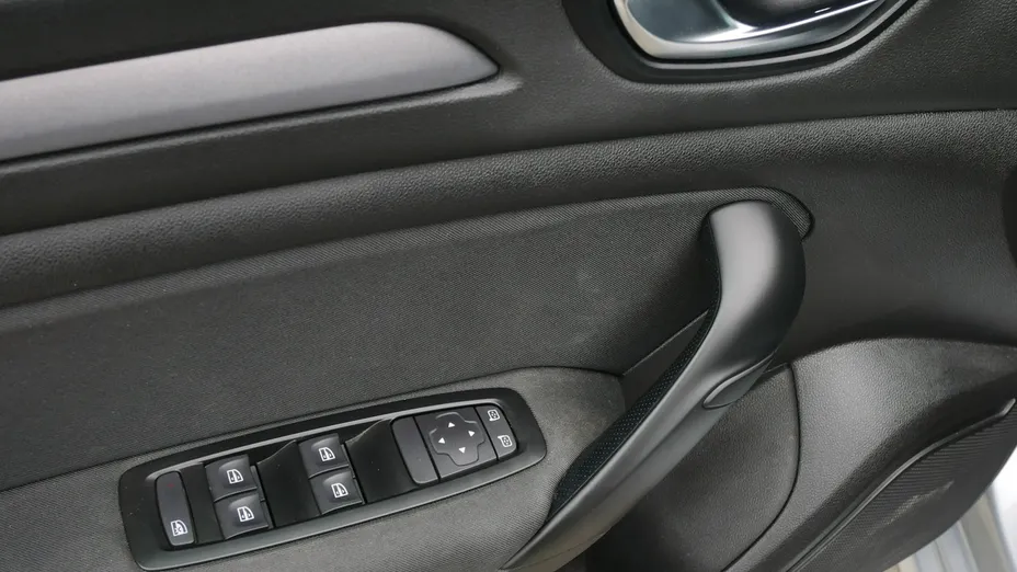 RENAULT Megane -