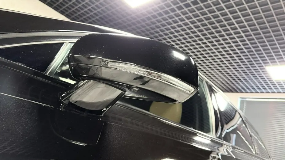 VOLVO V90 -