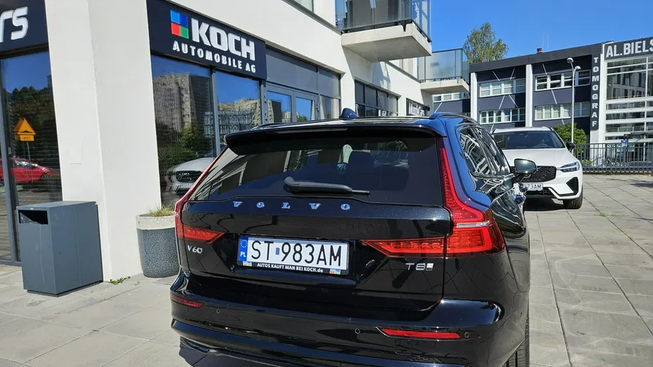 VOLVO V60 -