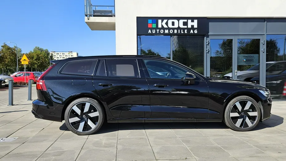 VOLVO V60 -