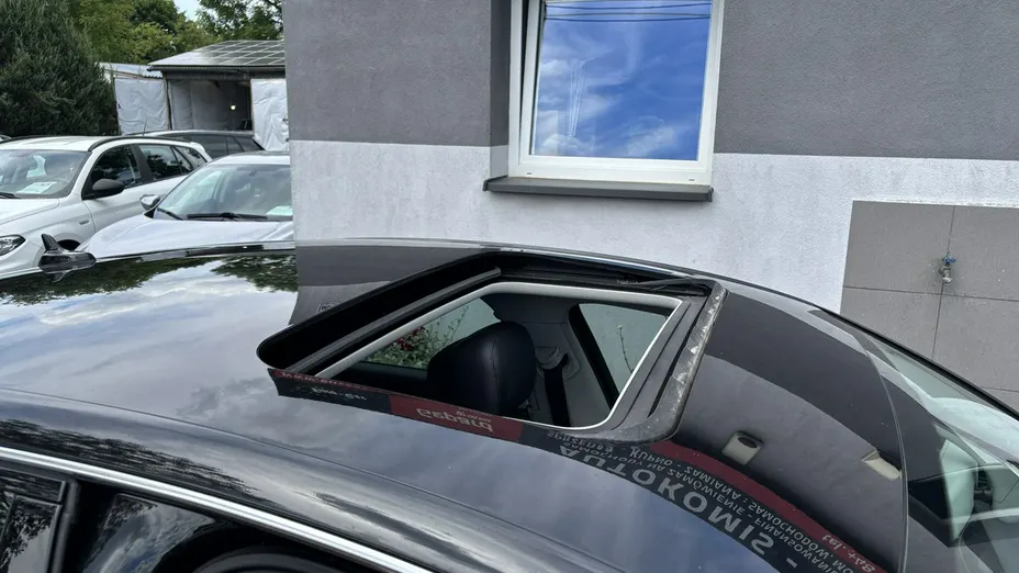 AUDI A6 -