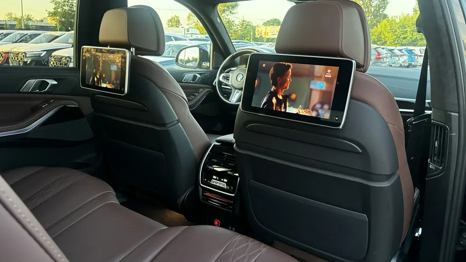 BMW X7 -