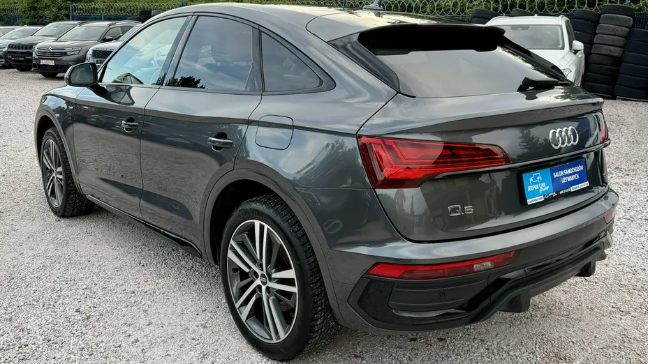AUDI Q5 Sportback -
