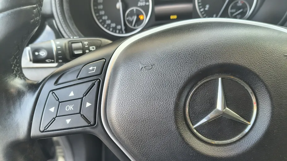 MERCEDES-BENZ B Klasa -