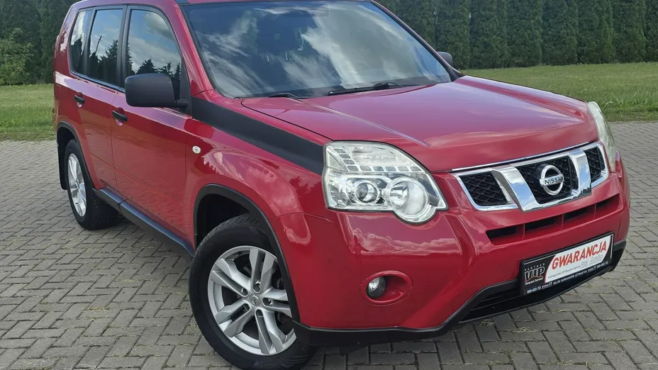 NISSAN X-Trail -