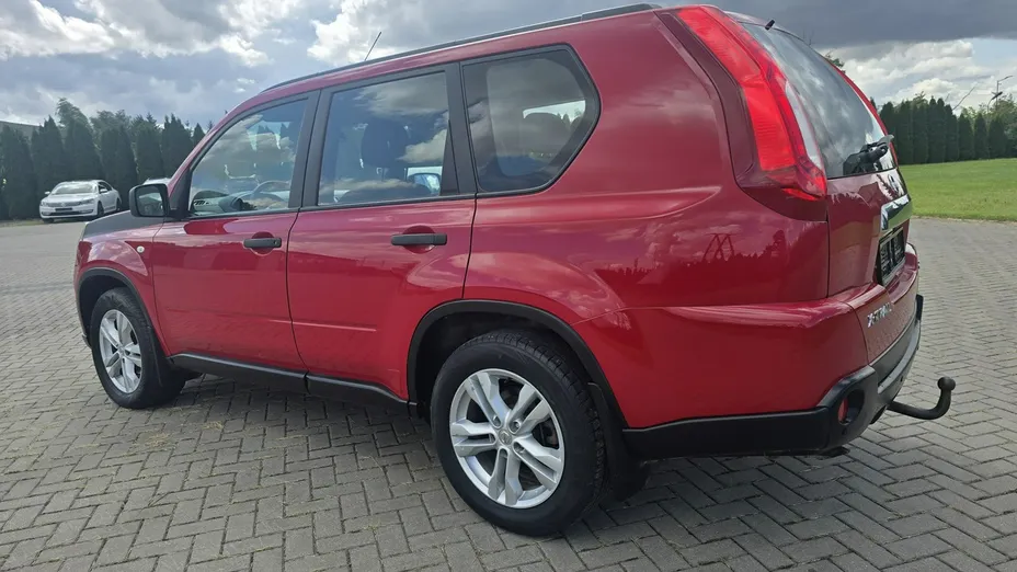 NISSAN X-Trail -