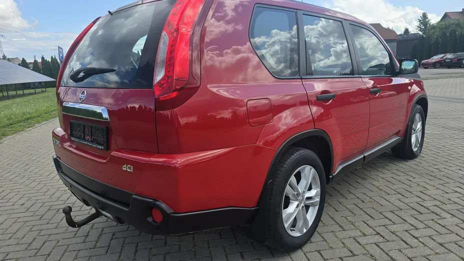 NISSAN X-Trail -