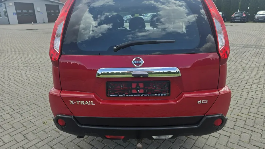NISSAN X-Trail -
