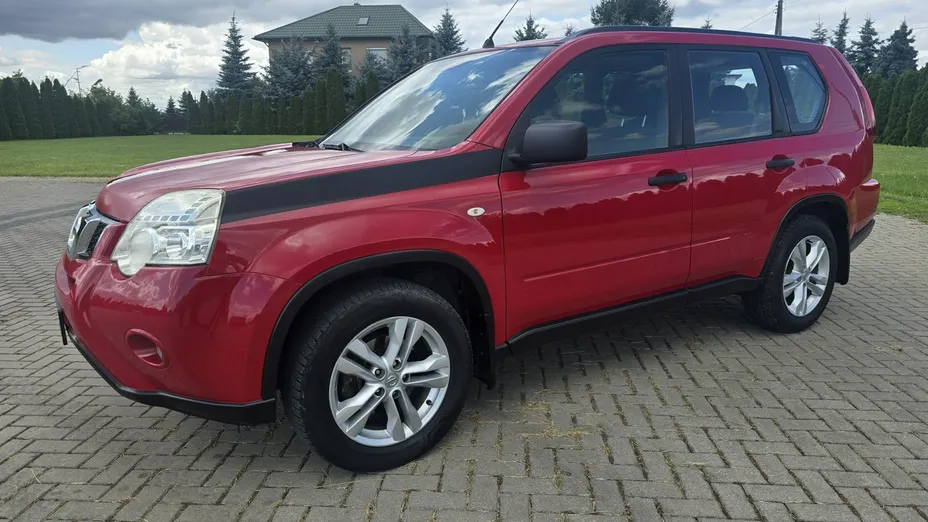 NISSAN X-Trail -
