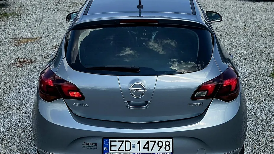 OPEL Astra -