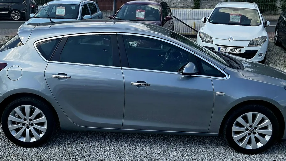OPEL Astra -
