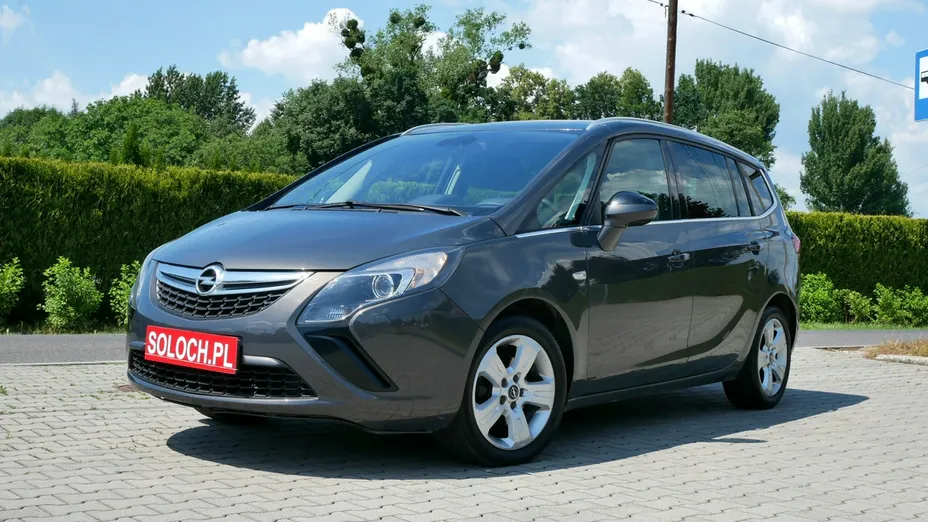 OPEL Zafira -