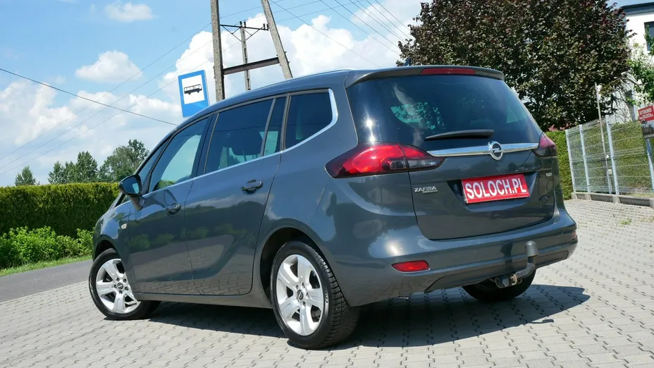 OPEL Zafira -
