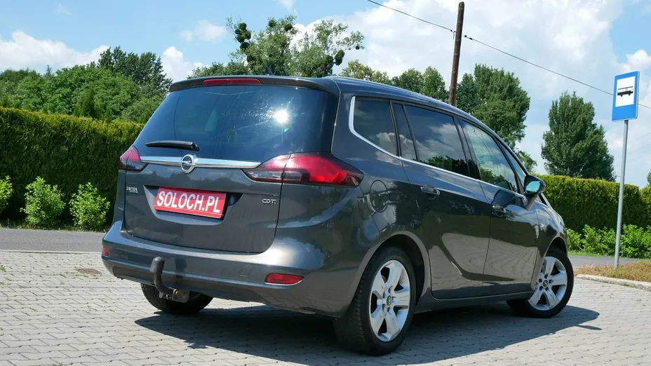 OPEL Zafira -