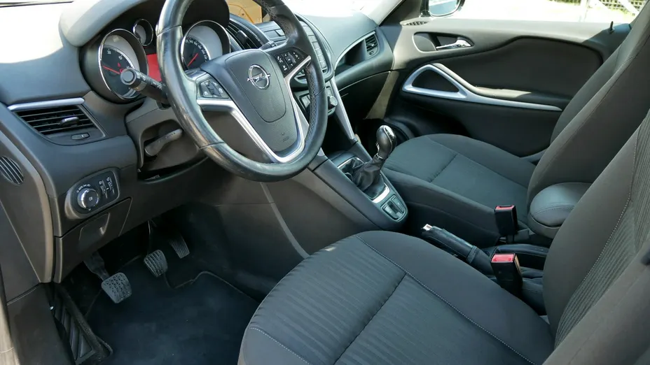 OPEL Zafira -