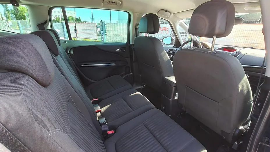 OPEL Zafira -