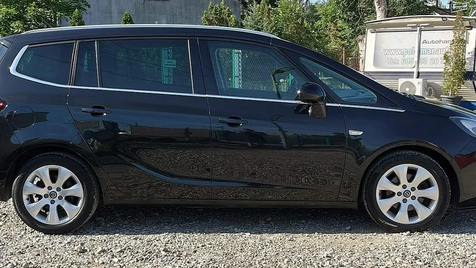 OPEL Zafira -