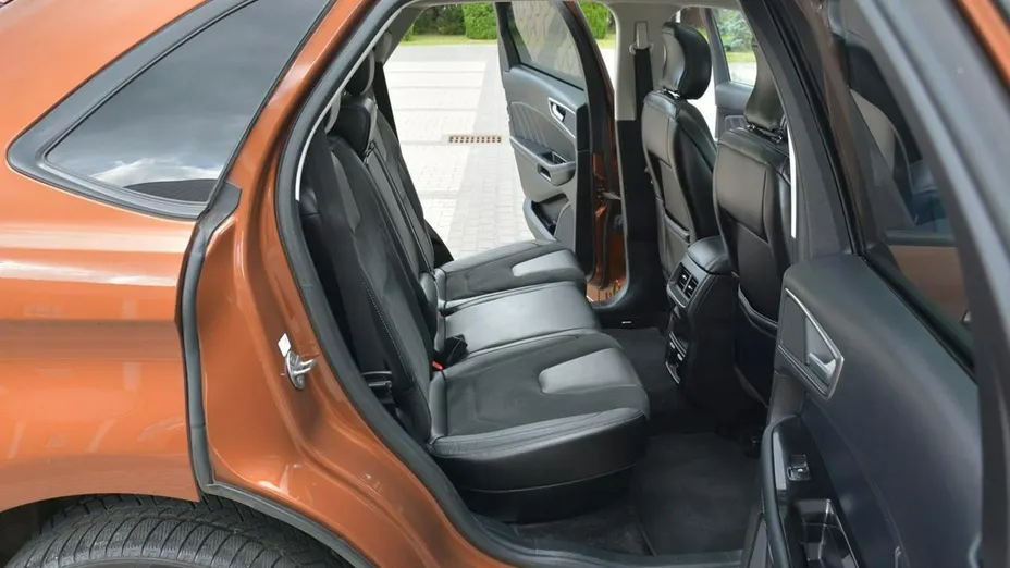 FORD Edge -