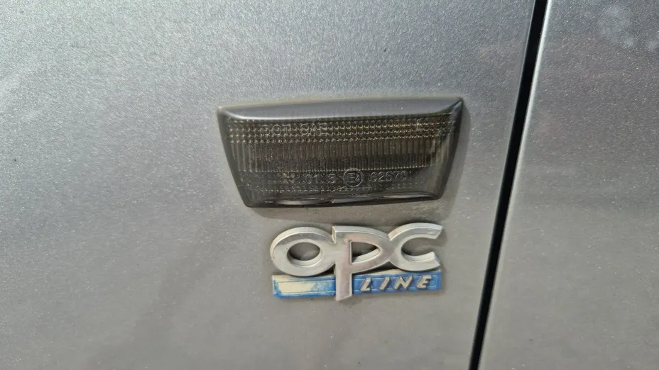 OPEL Insignia -