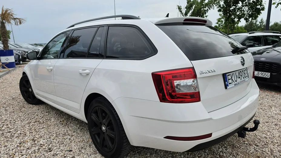 SKODA Octavia -