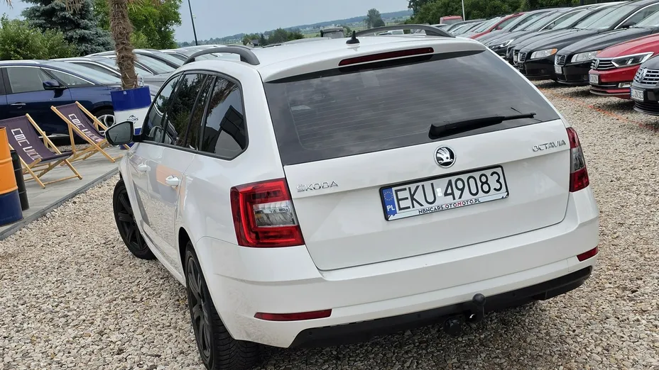 SKODA Octavia -