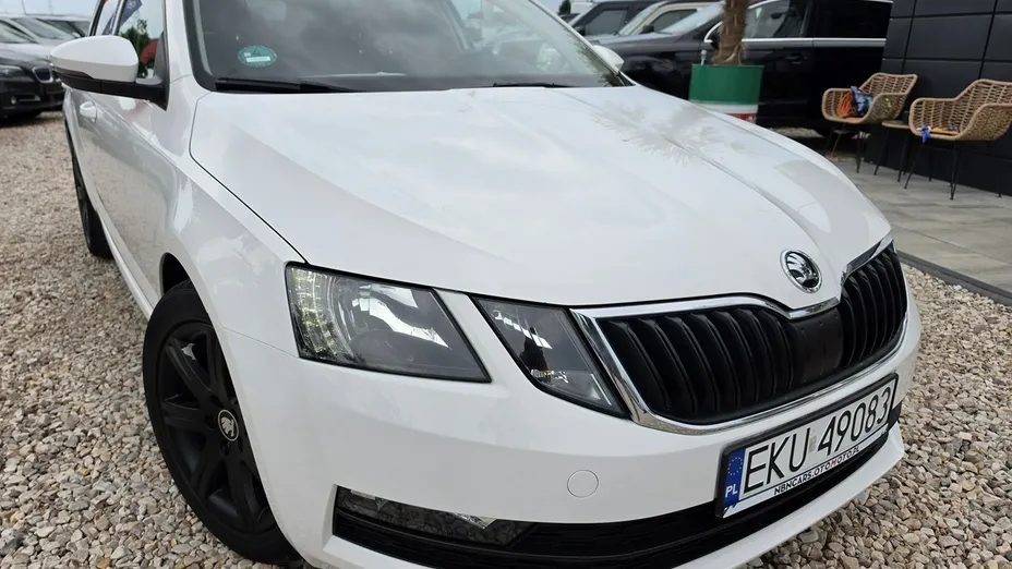 SKODA Octavia -