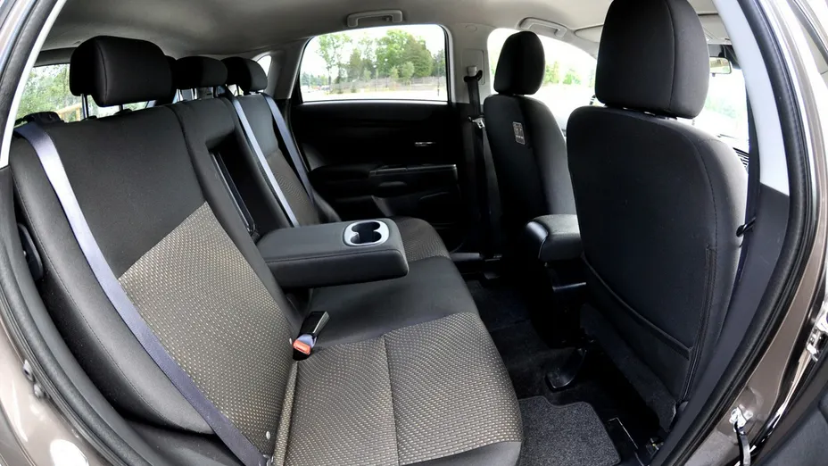 MITSUBISHI ASX -