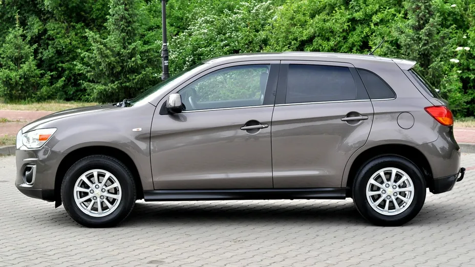 MITSUBISHI ASX -