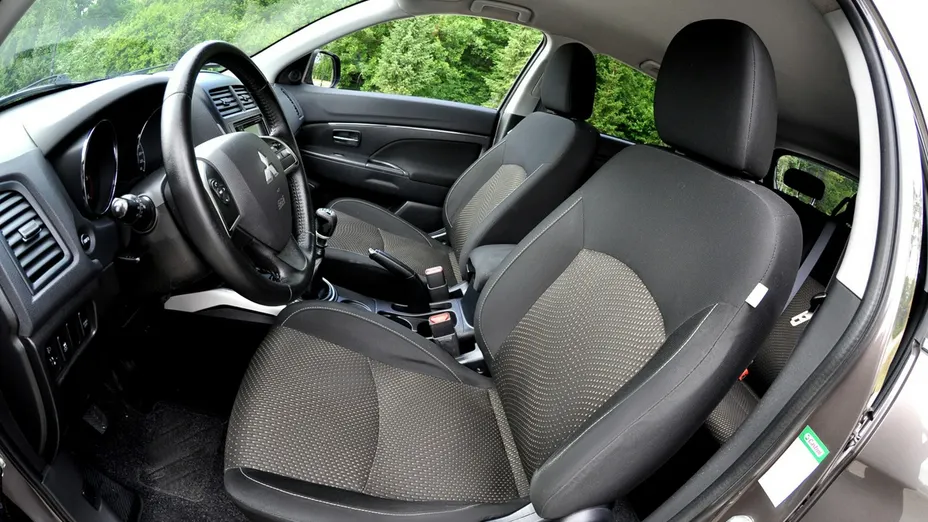 MITSUBISHI ASX -