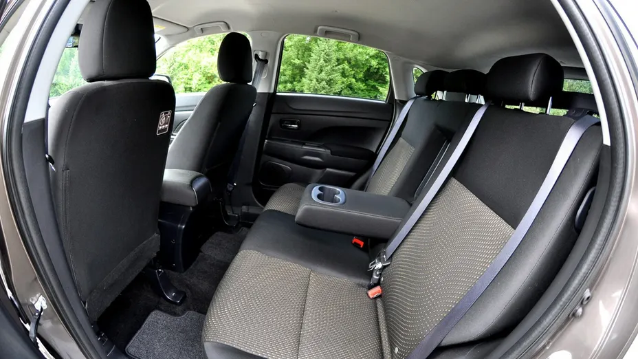 MITSUBISHI ASX -
