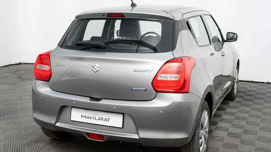 SUZUKI Swift -