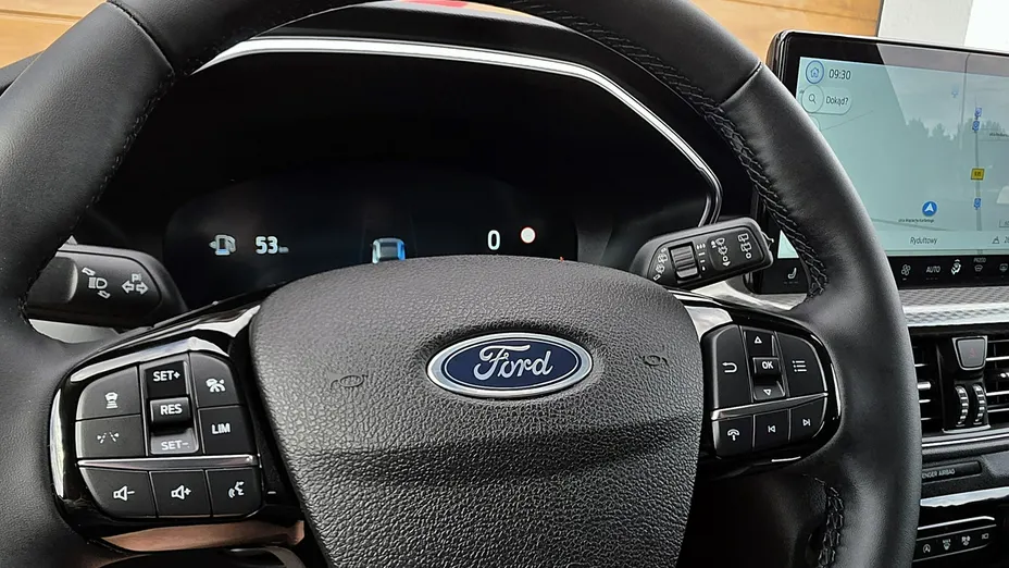 FORD Kuga -