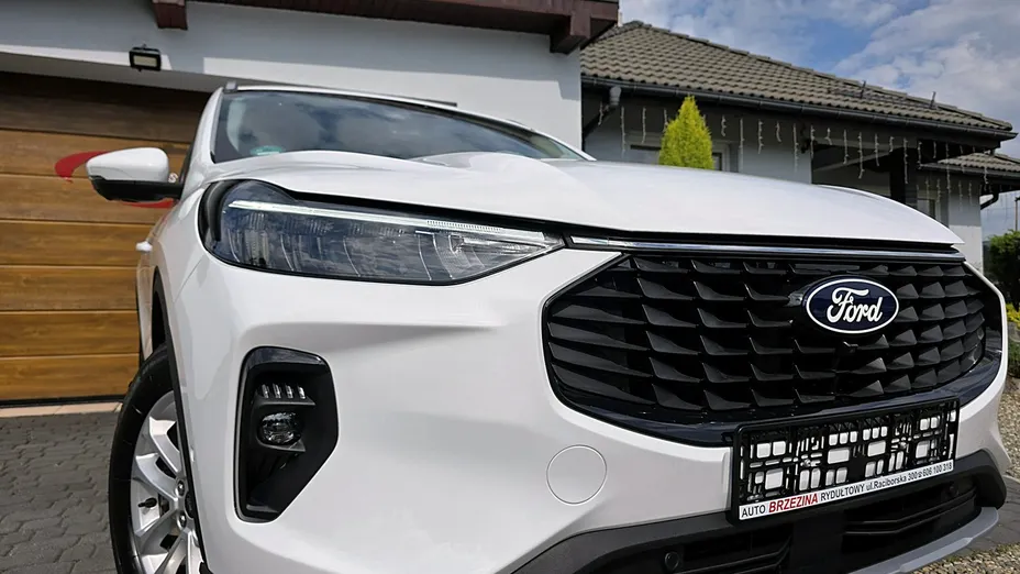 FORD Kuga -