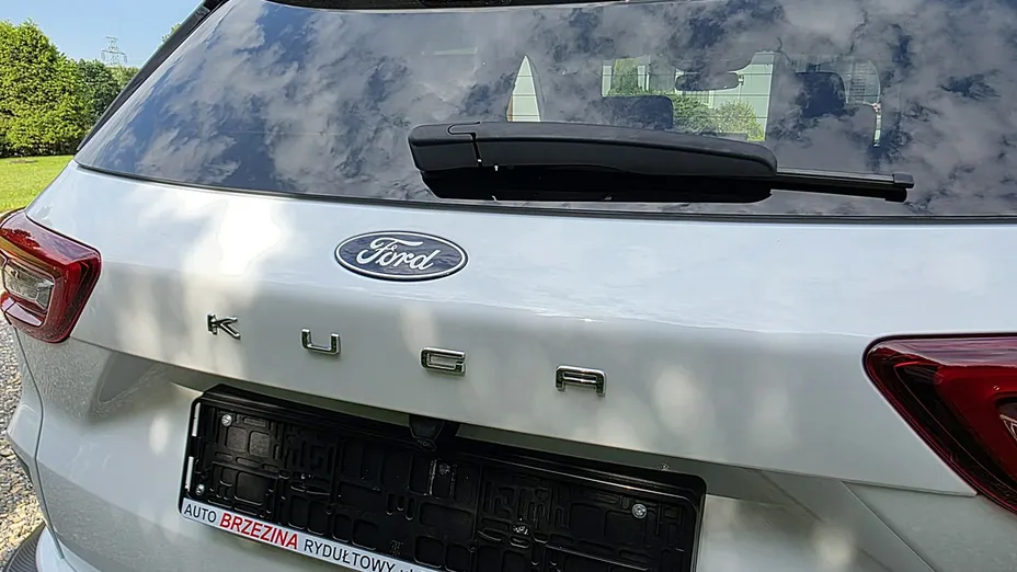 FORD Kuga -