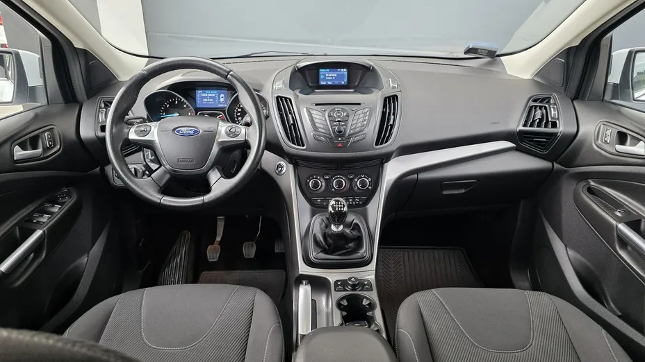 FORD Kuga -