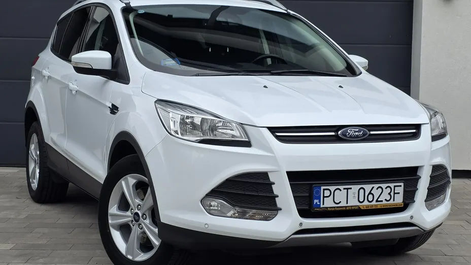 FORD Kuga -