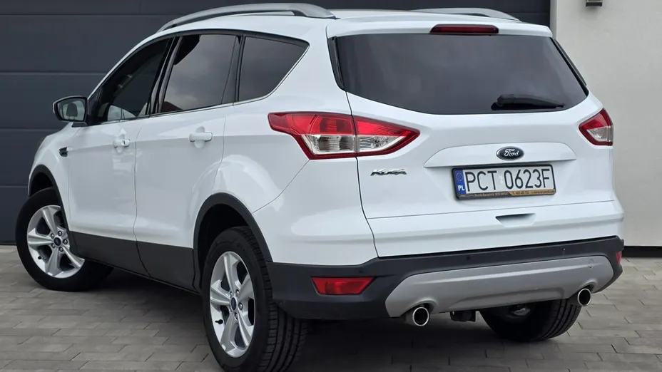 FORD Kuga -