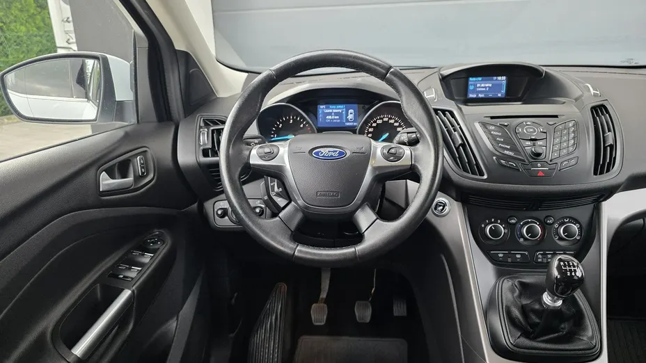 FORD Kuga -