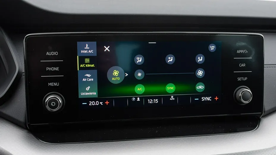 SKODA Octavia -