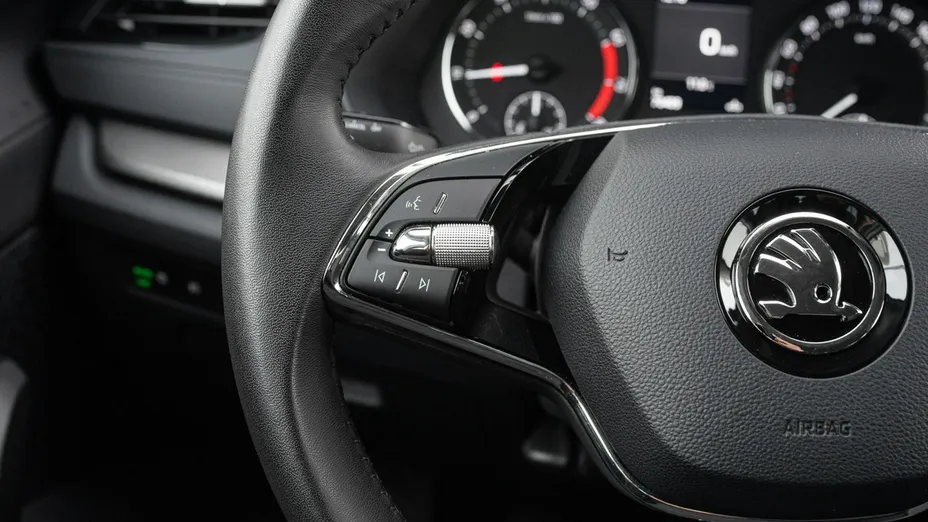 SKODA Octavia -